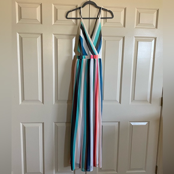 NWT Express Striped Surplice Lace-Up Back Maxi Dress in Multicolor Stripe - Picture 13 of 14